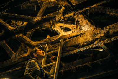 Налобный фонарь LED LENSER H5R Work Налобный фонарь LED LENSER H5R Work