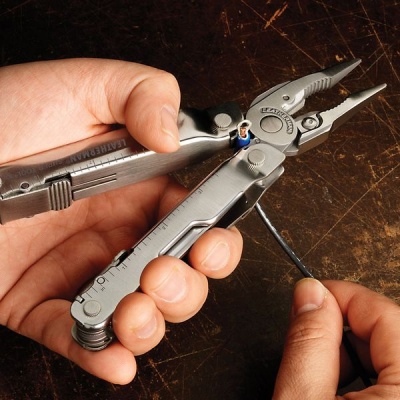 Мультитул LEATHERMAN Super Tool 300 BLACK(831151) Мультитул LEATHERMAN Super Tool 300 BLACK(831151)