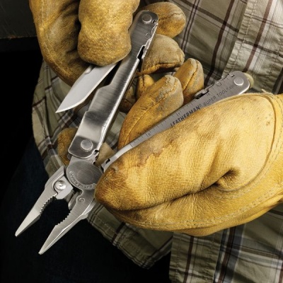 Мультитул LEATHERMAN Super Tool 300 BLACK(831151) Мультитул LEATHERMAN Super Tool 300 BLACK(831151)