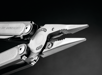 Мультитул LEATHERMAN FREE P2 (832638) Мультитул LEATHERMAN FREE P2 (832638)